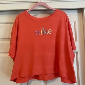 Nike Crop Top